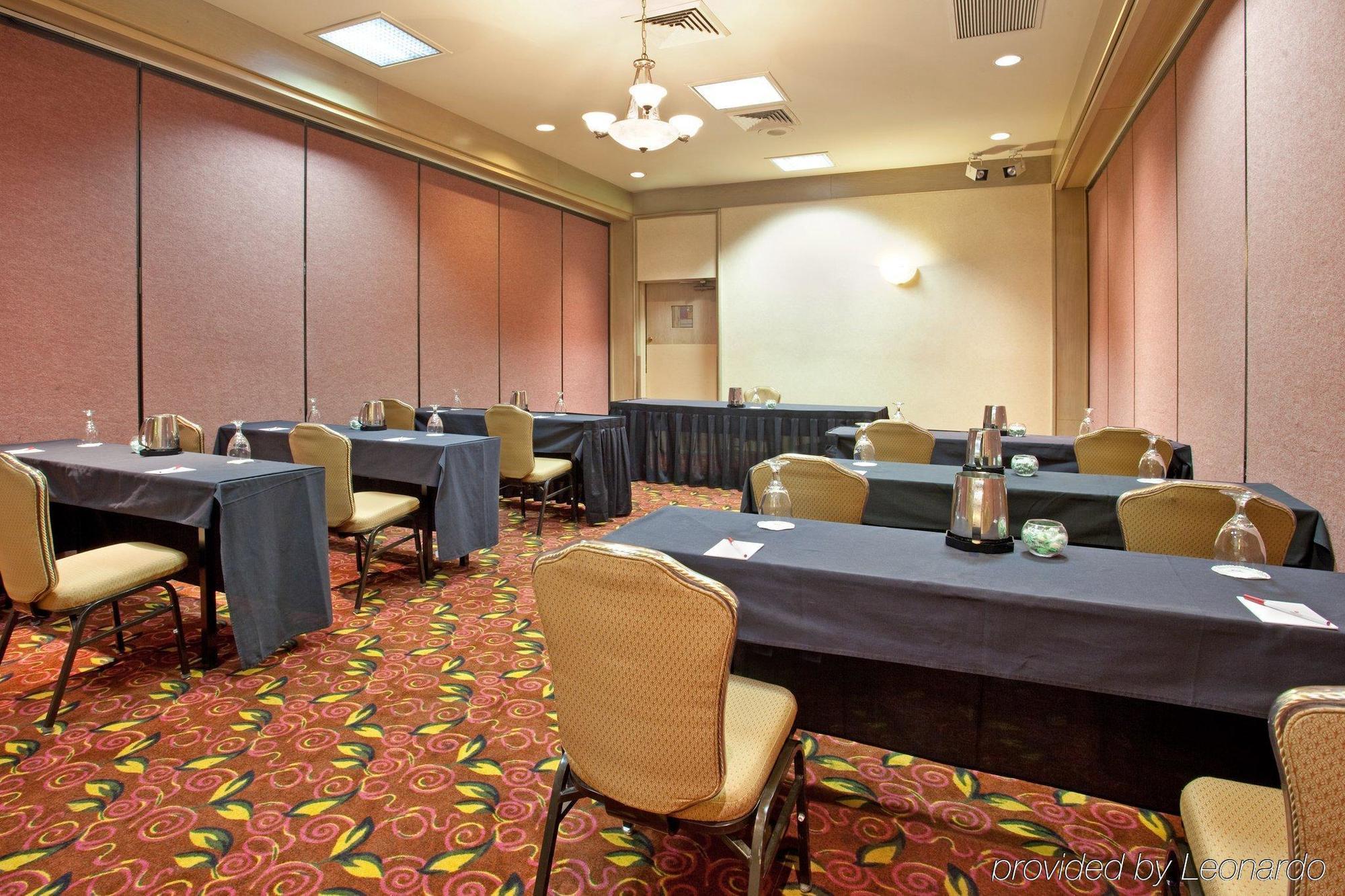 Four Points By Sheraton Phoenix North Facilidades foto